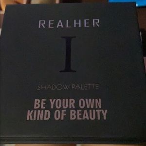 Realher I - Be your own kind of beautiful